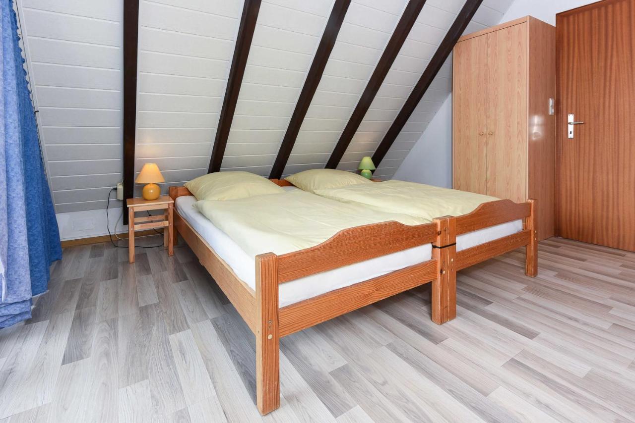 Ferienhaus Leuchtturm Bensersiel Zimmer foto