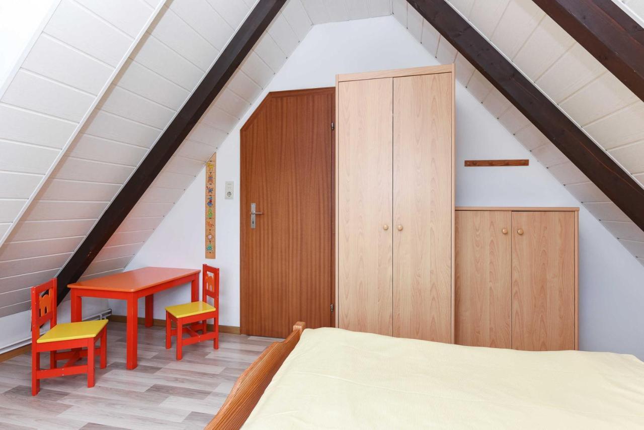 Ferienhaus Leuchtturm Bensersiel Zimmer foto